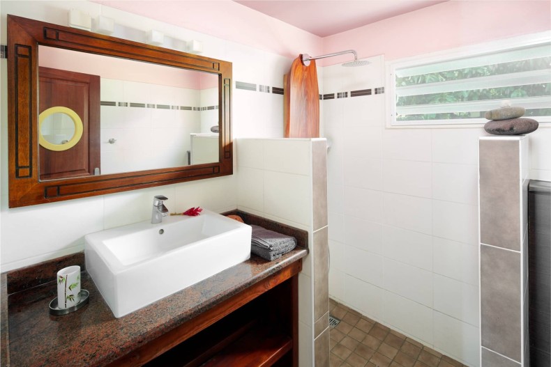 Toutes les chambres ont une salle de bain privative